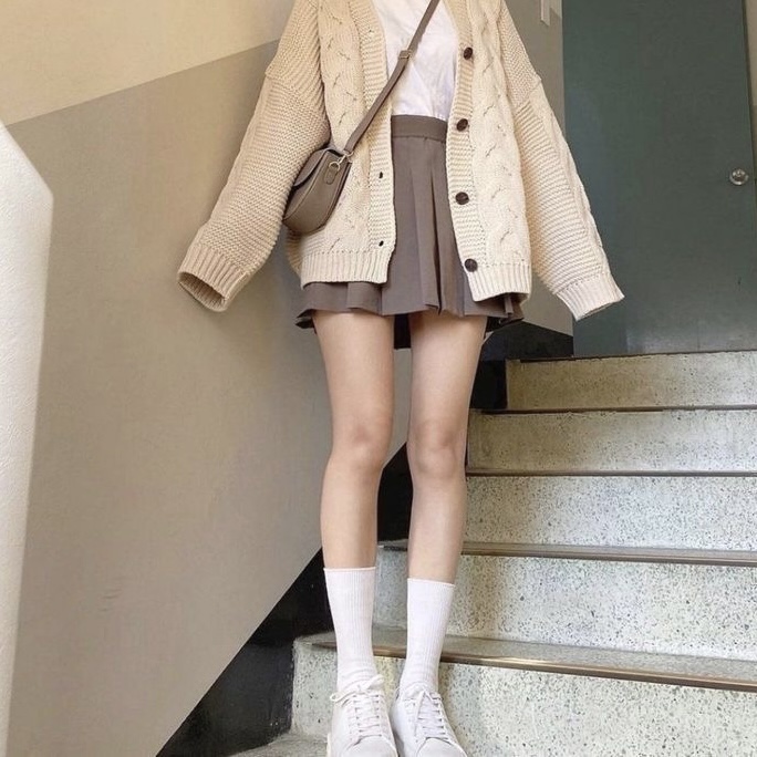 ไอเดียแต่งตัวสีเอิร์ธโทนขาว-น้ำตาล